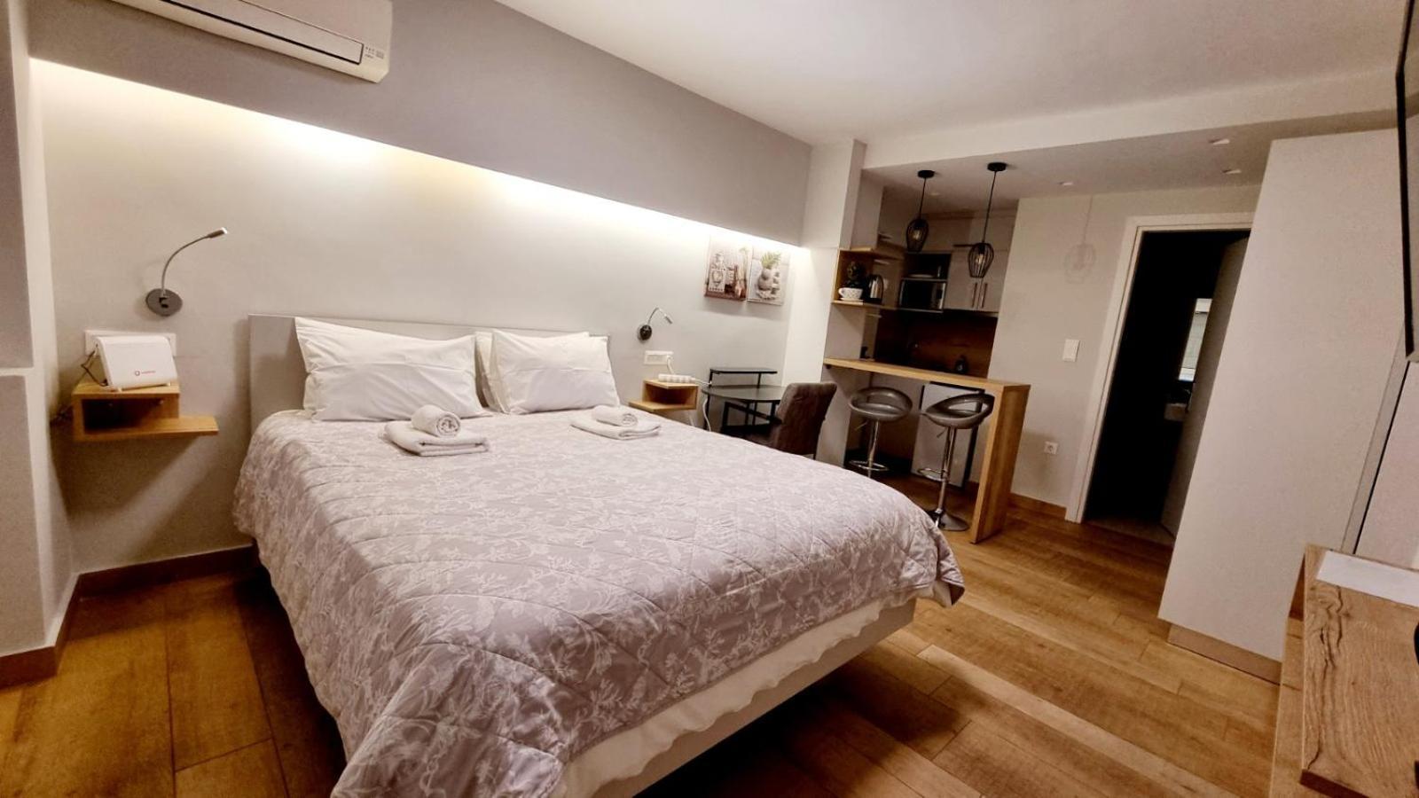 Stylish Studio Near Athens Hilton, Self Check-In! Atenas Exterior foto