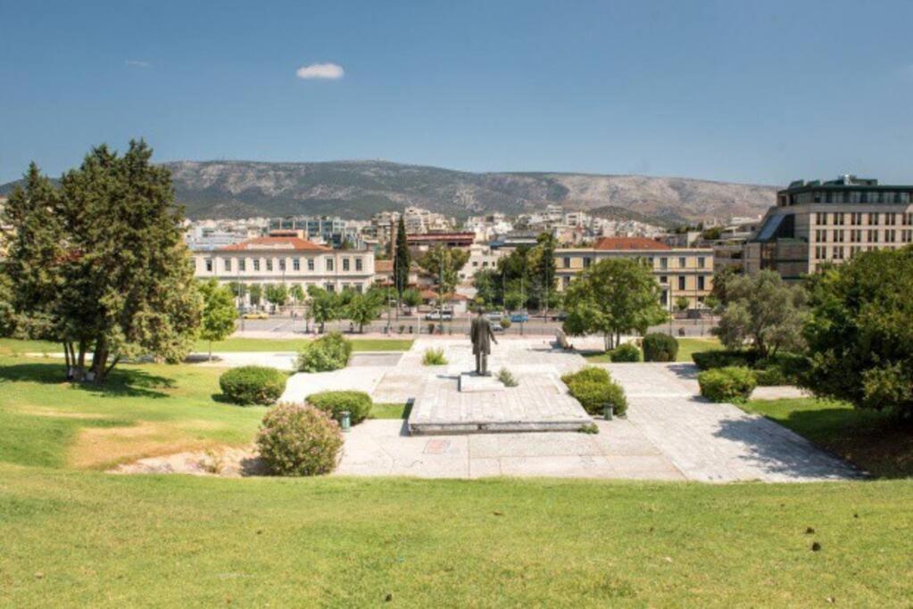 Stylish Studio Near Athens Hilton, Self Check-In! Atenas Exterior foto